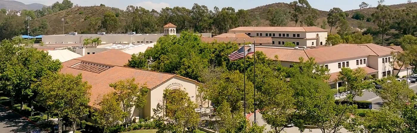 Santa Margarita Catholic High School 校园全景